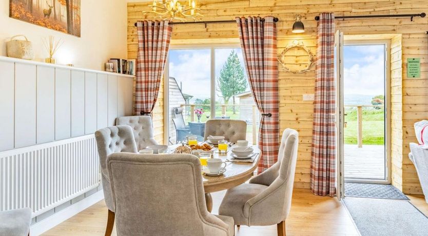 Photo of 1 Bed in Bradford Abbas