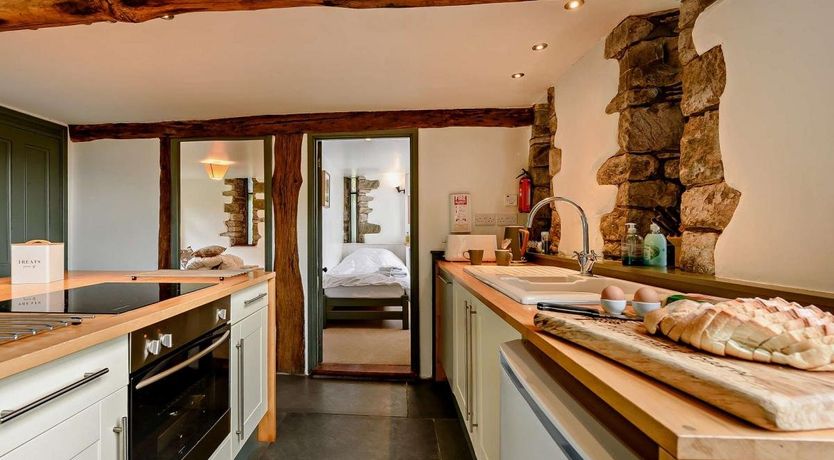 Photo of 3 Bed in Cilycwm