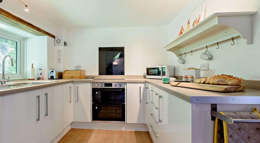 Photo of 2 Bed in Cilycwm