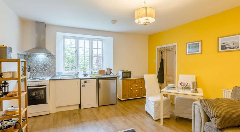 Photo of 1 Bed in West Buckland