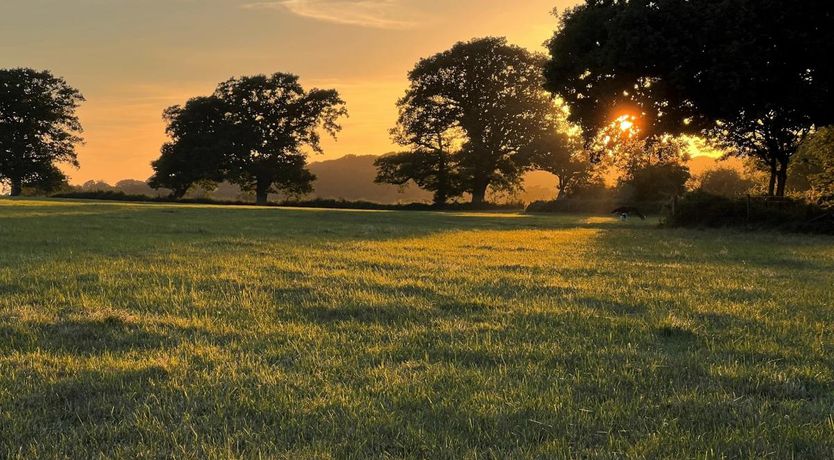 Photo of 2 Bed in Okeford Fitzpaine