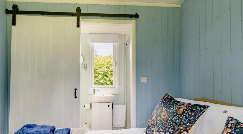 Photo of 1 Bed in Kilgetty