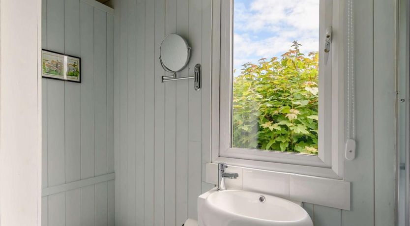 Photo of 1 Bed in Kilgetty