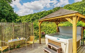 Photo of Log Cabin in South Cornwall