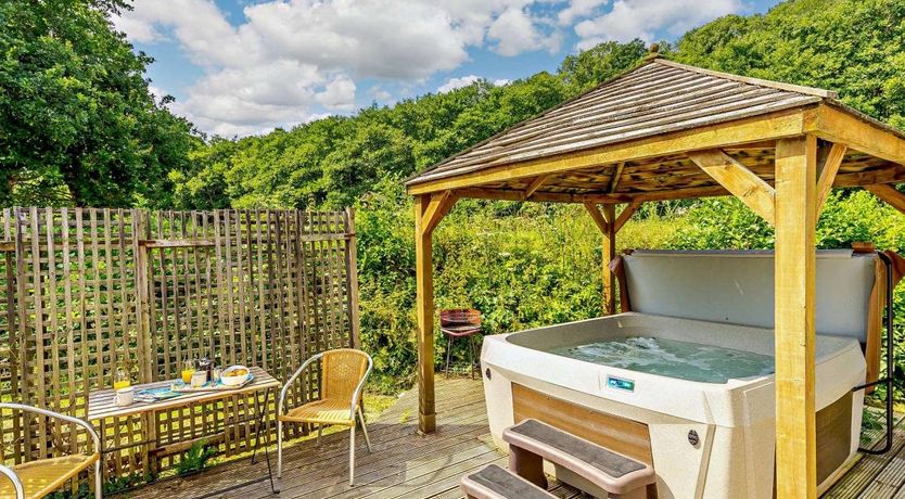 Photo of Log Cabin in South Cornwall