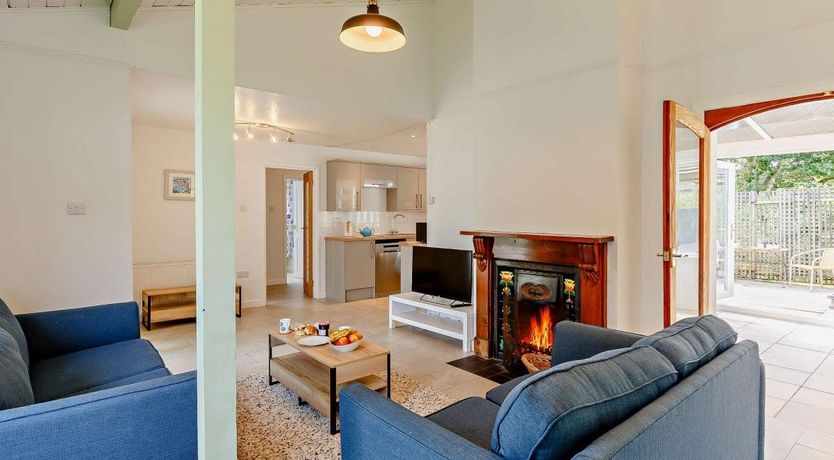 Photo of 2 Bed in Notter