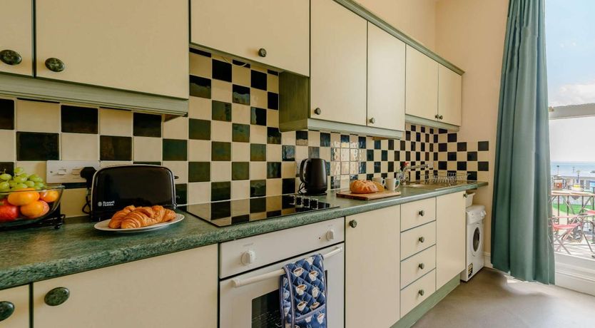 Photo of 1 Bed in Eastbourne