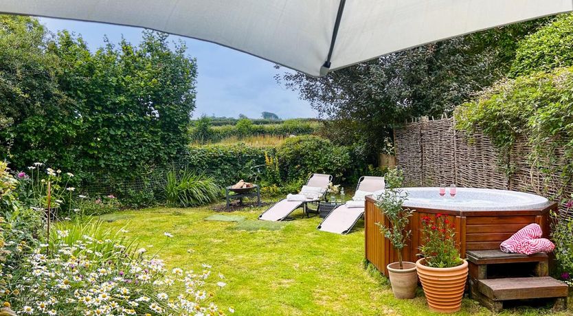 Photo of in Langtree (88055)