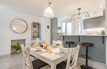 3 Bed in Brixham Holiday Cottage