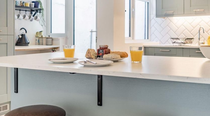 Photo of 3 Bed in Brixham