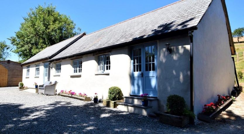 Photo of 2 Bed in Swimbridge