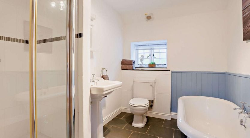 Photo of 2 Bed in Swimbridge