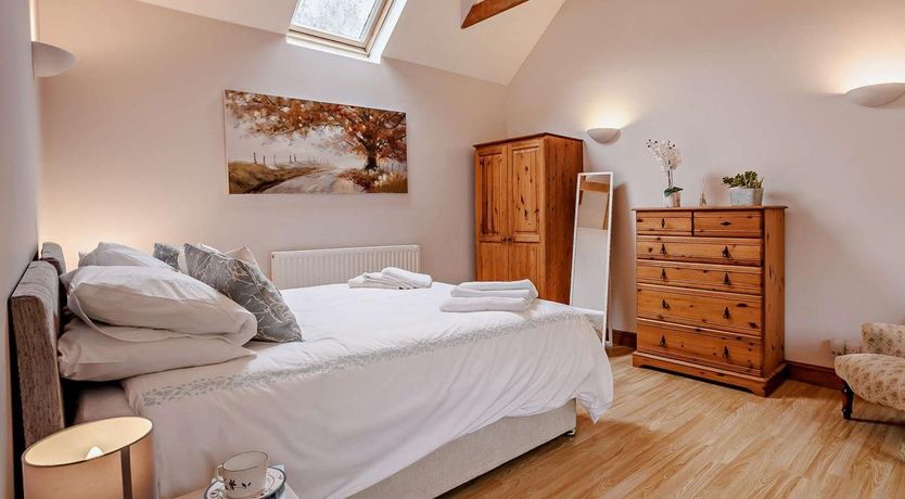 Photo of 2 Bed in Swimbridge