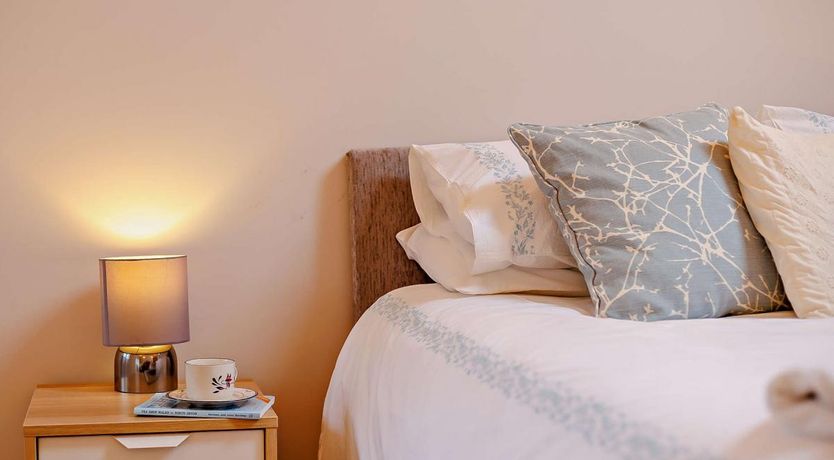 Photo of 2 Bed in Swimbridge