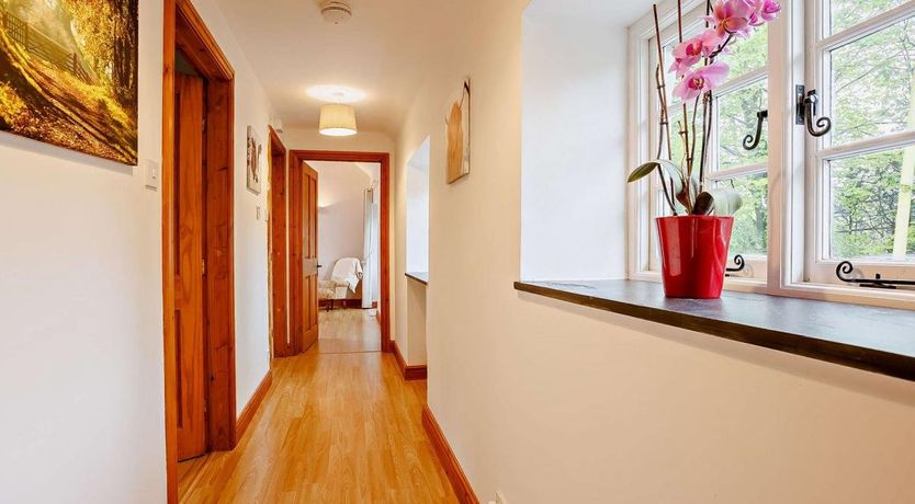 Photo of 2 Bed in Swimbridge