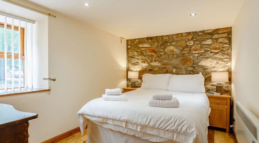 Photo of 3 Bed in Archiestown