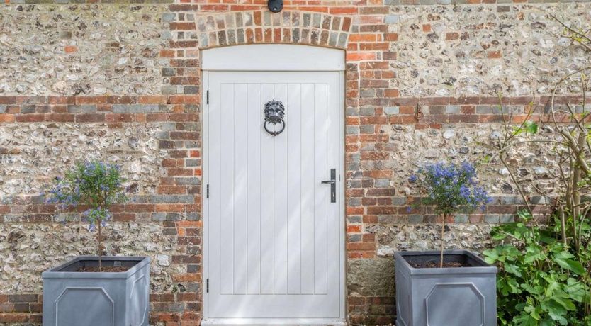 Photo of 2 Bed in Durweston