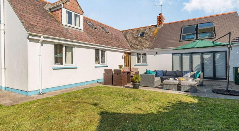 Photo of 4 Bed in St Ishmaels