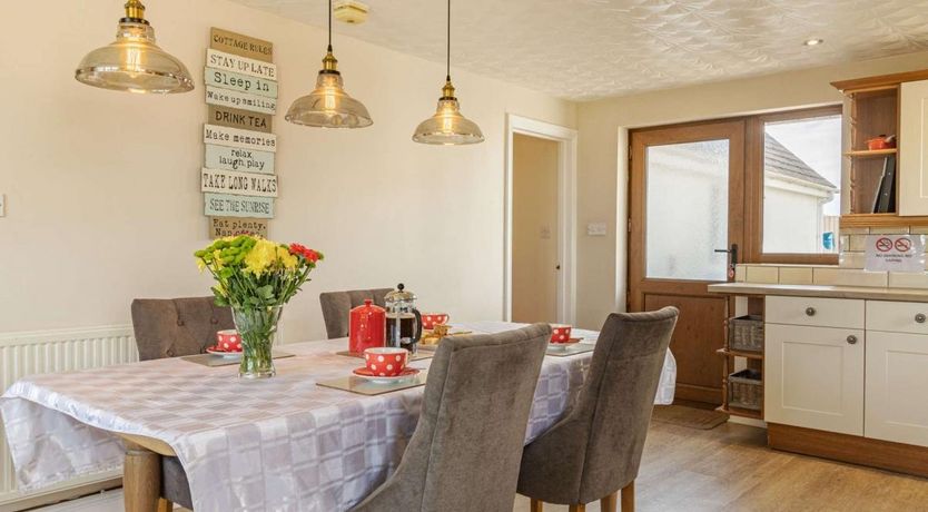 Photo of 4 Bed in St Ishmaels