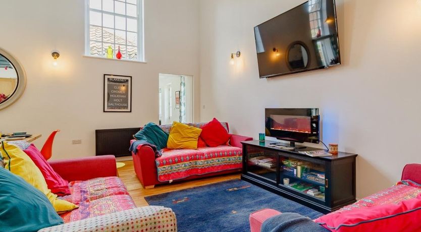 Photo of 4 Bed in Hindolveston