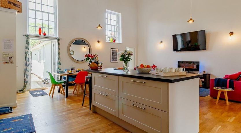 Photo of 4 Bed in Hindolveston