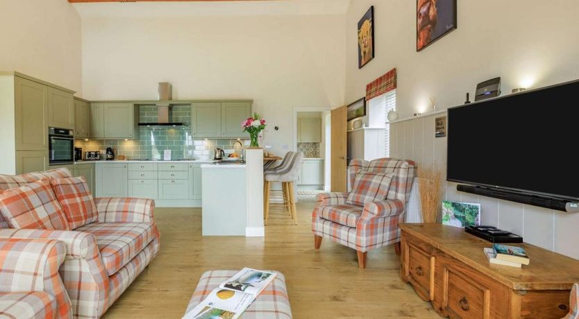 Photo of 2 Bed in Bradford Abbas