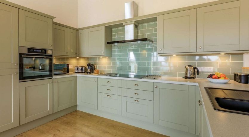 Photo of 2 Bed in Bradford Abbas