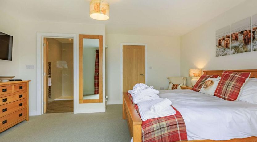 Photo of 2 Bed in Bradford Abbas