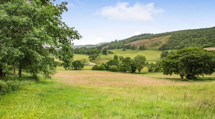 Photo of 1 Bed in Llandderfel