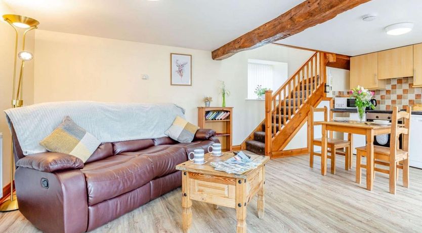 Photo of 1 Bed in Llandderfel