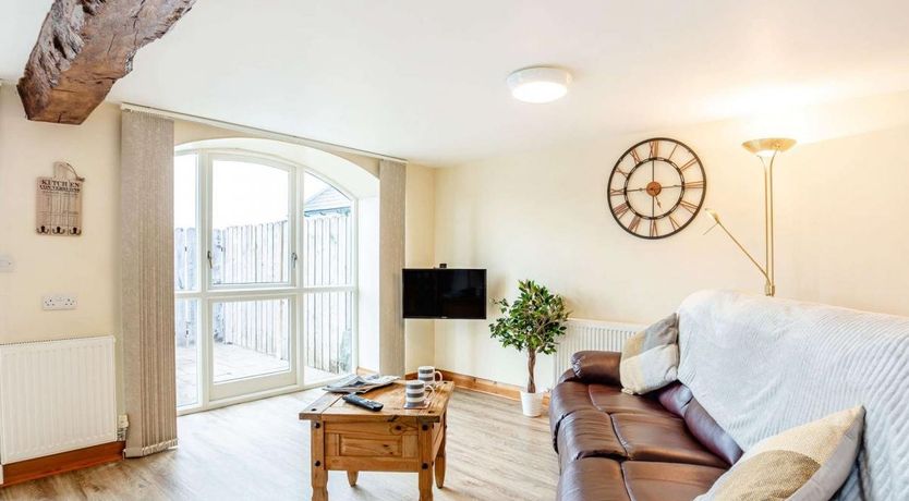 Photo of 1 Bed in Llandderfel