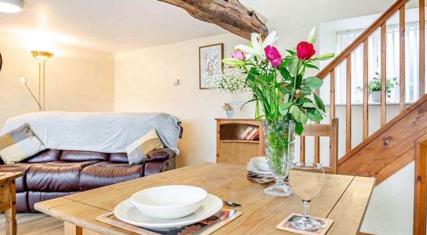 Photo of 1 Bed in Llandderfel