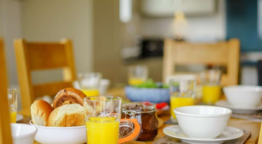 Photo of 3 Bed in St. Andrews