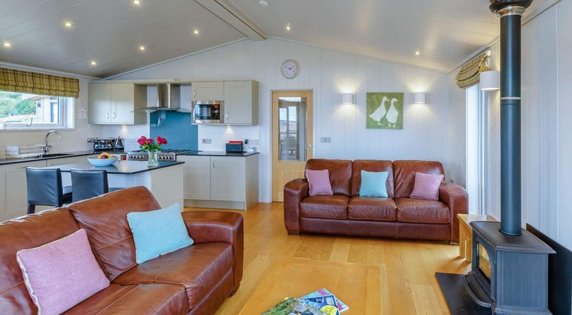 Photo of 3 Bed in St. Andrews