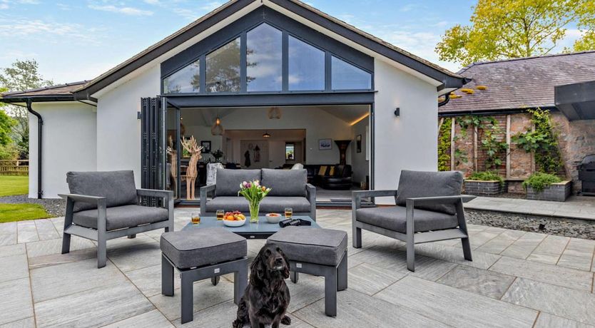 Photo of 3 Bed in Llanbedr Dyffryn Clwyd