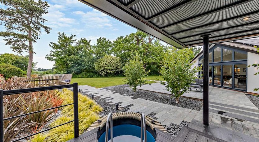 Photo of 3 Bed in Llanbedr Dyffryn Clwyd