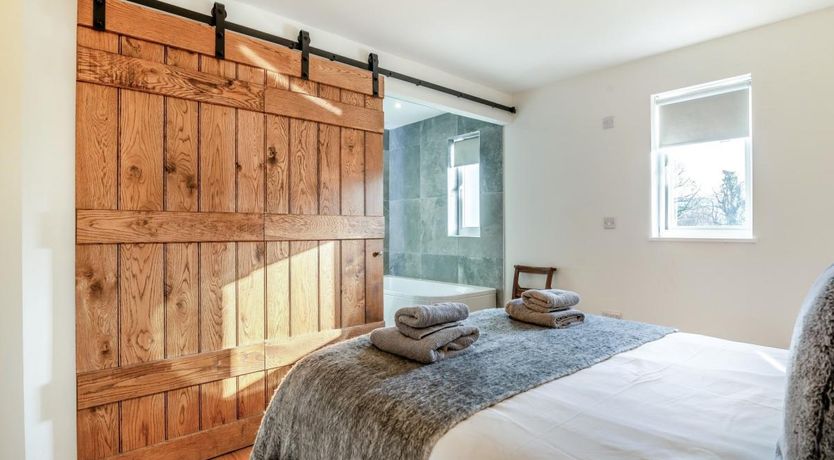 Photo of 3 Bed in Talybont-on-Usk