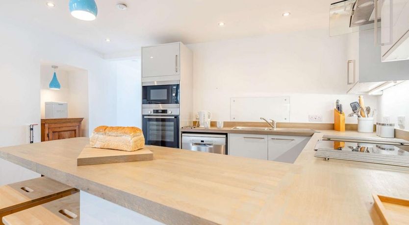 Photo of 3 Bed in Aberdovey