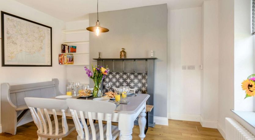 Photo of 2 Bed in Carew Cheriton