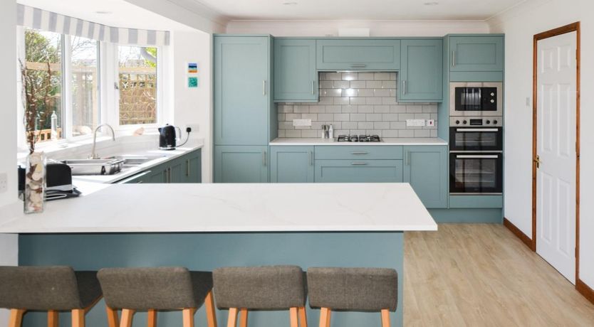 Photo of 4 Bed in Lynstone