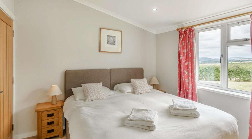 Photo of 3 Bed in St. Andrews