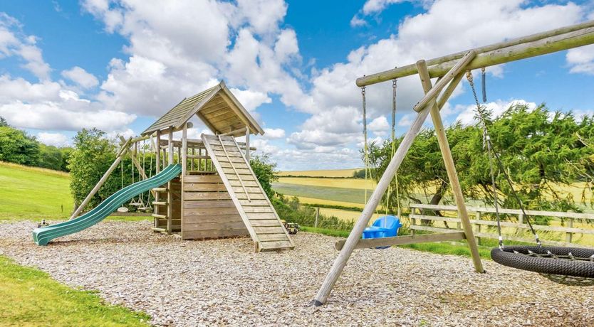 Photo of 3 Bed in St. Andrews