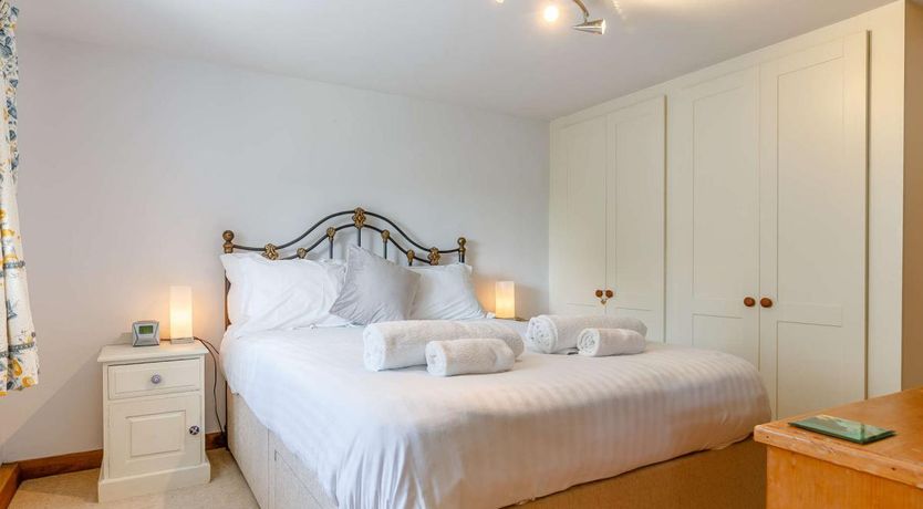 Photo of 3 Bed in Peter Tavy