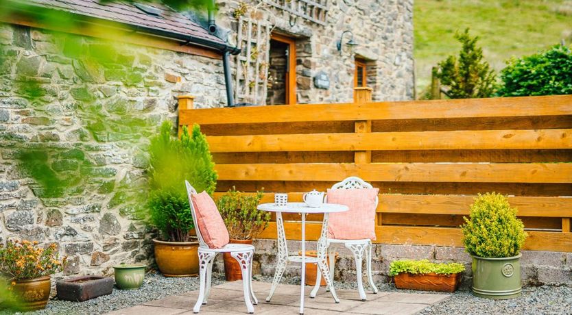 Photo of 1 Bed in Bontnewydd