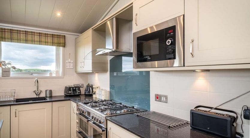 Photo of 3 Bed in Balmullo