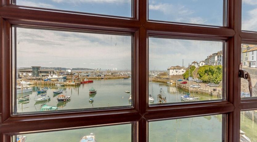 Photo of 3 Bed in Brixham