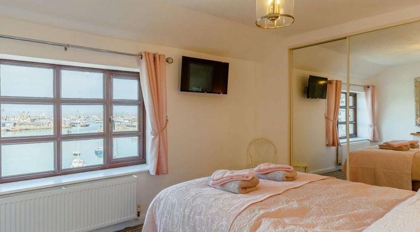 Photo of 3 Bed in Brixham