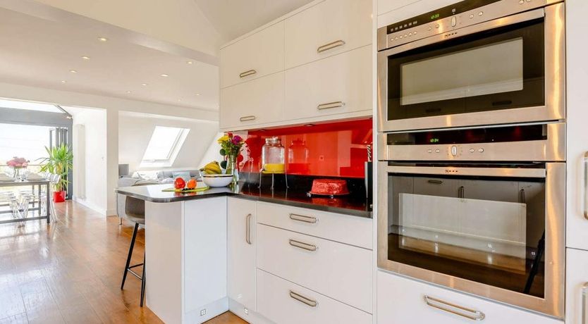 Photo of 4 Bed in Greatstone