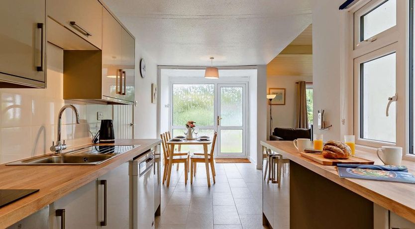 Photo of 2 Bed in Notter