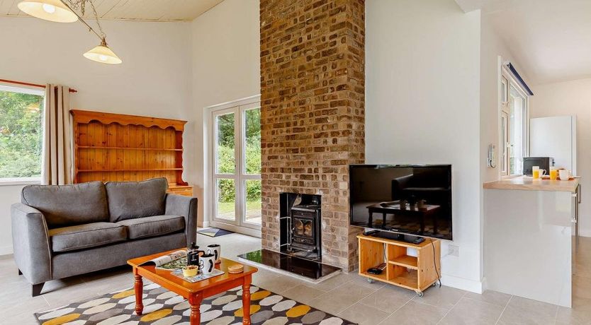 Photo of 2 Bed in Notter